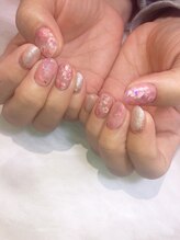 ドナ シェリダ(Dona Cherida)/上品可愛いを叶える定額ネイル