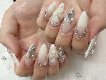 ミエルドビジューネイル(Miel de Bijou NAIL)/スカルプ/ロングネイル/長さ出し