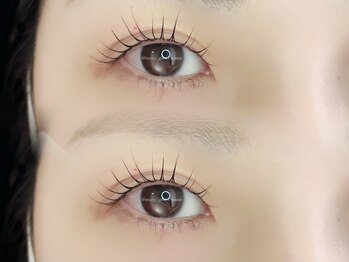 グランツムーン(Glanz moon)の写真/下がりまつ毛も解消◎パッチリ上向きまつげが叶う◎ロッド種類も豊富なので色々なお悩みの方に対応可◎