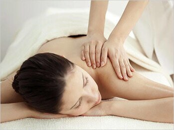 スラージュ 白山店(SOULAGE)/背面マッサージ