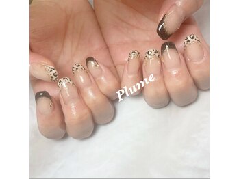 プリュム(Plume)/☆フレンチネイル