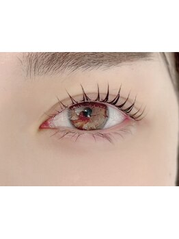 ナチュラル上品な目元にしたい