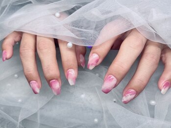 ツィンクルネイル(Twinkle Nail)の写真/自爪を強化しつつ,お手元が美しくキレイに見えるデザイン多数☆ワンランク上の上品オフィスネイルが叶う♪