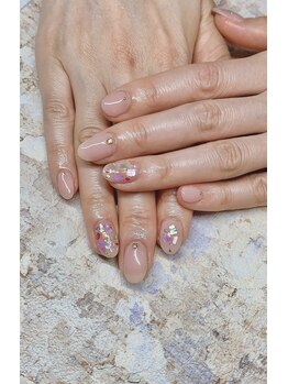 ネイルサロン タノ(Tano)/持ち込みアートし放題