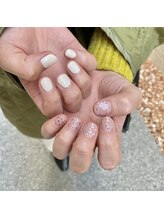 ビューティーフロア ビビット サロンアンドスクール(BEAUTYFLOOR vivid salon&school)/ホワイト×きらきらストーン★