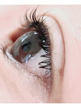 ラ アン ジュ/まつ毛パーマ　カールで上げる