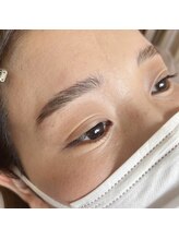 エバービューティーアトリエ(ever beauty atelier)/アイブロウリフト