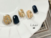 ローラポンポニー(Laura pomponnee)/INPUT &OUTPUT