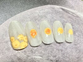 ひよこと半熟卵のネイル