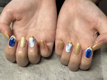 ジュリネイル(JULIE NAIL)/ネイビーニュアンス×ゴールド
