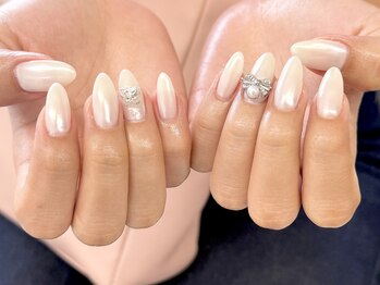 バタフライ 津田沼店(Butterfly)/ホワイトミラーネイル