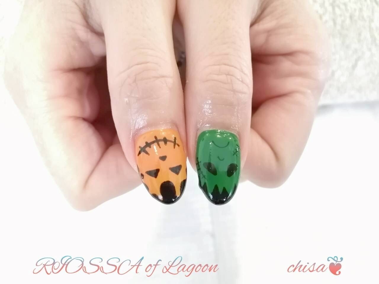 2025年-2026年冬トレンド】オレンジ ハロウィンのネイルデザイン集