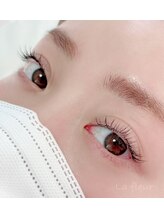 ラ フルール(La fleur)/フラットラッシュ80本