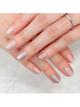 ネイルズ アヴァンティ(Nails Avanti)/ケア付デザインマニキュア¥6600