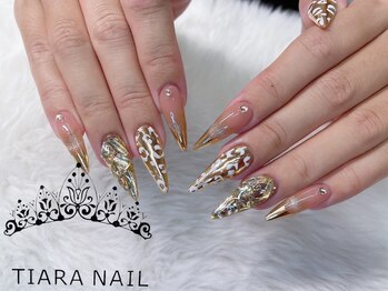 ティアラネイル(TIARA NAIL)/スカルプベース自由コース¥13000