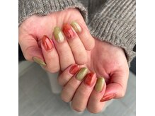 フレイムス アイラッシュ アンド ネイル(FRAMES)/ちぐはぐニュアンスネイル