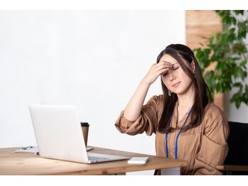 オズ六本木/目が重い/眼精疲労/目をパッチリ