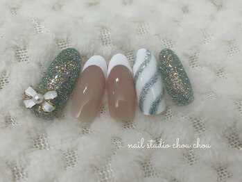 ネイルアンドアイラッシュスタジオ シュシュ(chouchou)/クリスマスネイル・フレンチ