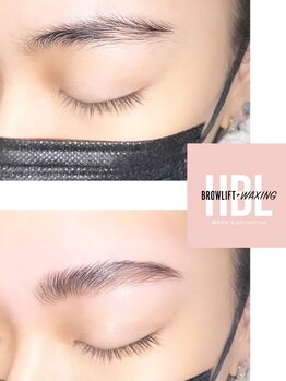 レーヴ アイラッシュ(Reve eyelash)の写真/次世代アイブロウパーマ【ハリウッドブロウリフト HBL 初回¥5980】