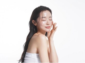 ローハ(ROHA)の写真/【肌質改善におすすめ◎】水素洗浄×導入ケアで土台から整える究極フェイシャル♪