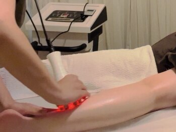 ビシンラボ(美SIN LAB)の写真/【美容整体×ラジオ波×鍼灸】重だるい脚・冷え・むくみにアプローチ！滞りにくいカラダづくりをサポート♪