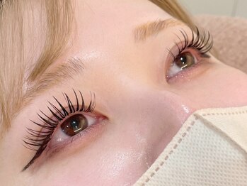 フェリチカ(Felichika)の写真/モチの良さにこだわった施術で、美しい目元を実現♪今話題のアンドヘルシーで自信の持てるお目元へ☆