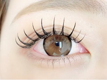 アイイロ 大宮西口店(EYE IRO)の写真/丁寧な施術で上質で華やかな瞳を長くキープ！自然な立ち上がり×ボリュームでモチに悩む方にもおすすめ◎