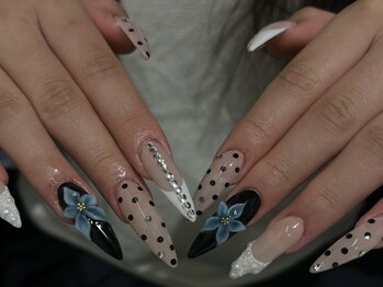 ネイルアヴァンス 京橋店(Nail AVANCE.)/ドット×お花ネイル