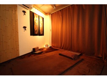 ファンディー 豊中駅前店(Fandee)/施術室 チェンマイ