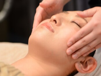 ラシェス ハスダ(luscious hasuda)/フェイシャル【小顔/毛穴ケア】