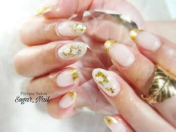 シュガーネイル(sugar nail)/ふわふわ乳白色きらきらネイル