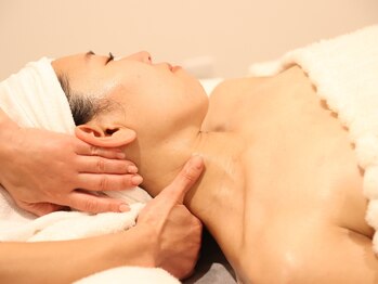 アンク(Ank)/デコルテもしっかり流します