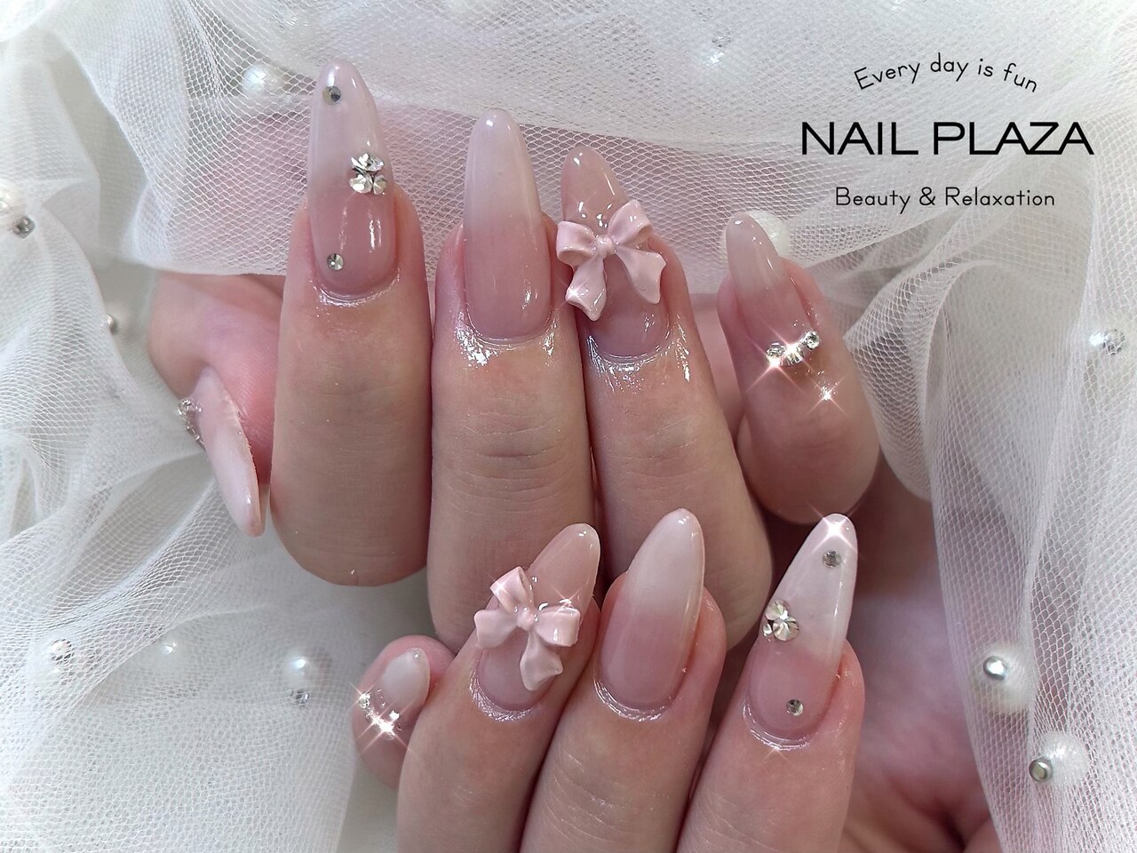 ネイルチップ 水光 ワンホン グラデ マグネット ちゅるん ピクシー