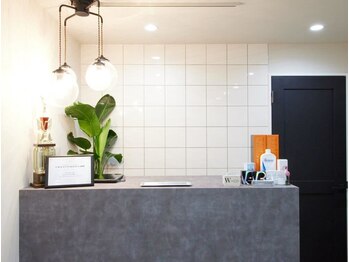 ウーワン WOO ONE