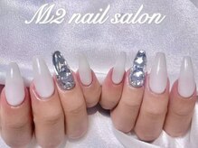 エムズ ネイルサロン(M2)/シアーホワイト埋め尽くしネイル