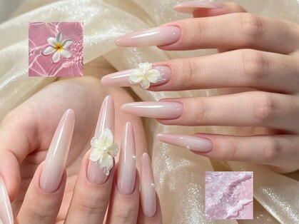 ビジューネイル(bijou nail)の写真