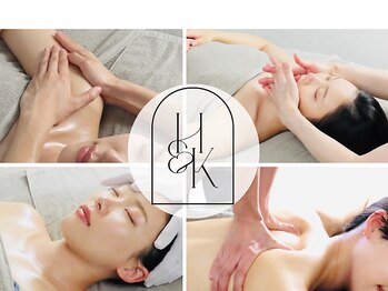 ユニヴェール/ザロータス(UNIVERS/THE LOTUS)