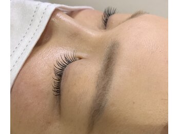 ウミカサロン(Umika Salon)/ナチュラルマツエク