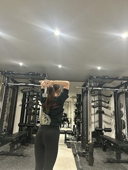 コネクトジム 春日井東野店(Connect Gym)/二の腕トレーニング