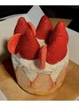 ルルミーナ(Lulu Mina)&nbsp;去年のバレンタインに作ったマカロンのせケーキです^ ^