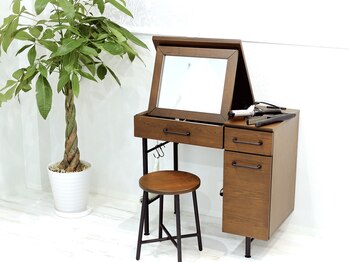 ルチア アイビューティ リゾート(Lucia)/ドレッサー