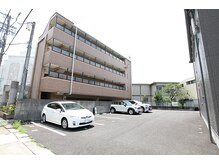 ロイ(ROI)/無料駐車場完備♪