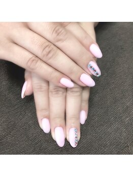 ヒトミネイルズ(Hitomi Nails)/