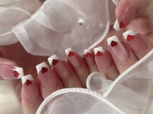 ミイネイル(Me nail)/#白フレンチ#ハートホログラム