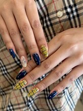 アロンネイル(A’arone nail)/