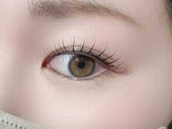 ケーオーエスビューティー(KOS beauty)の写真/【ご新規様4800円 まつげパーマ】まぶたの厚みや目の形,お顔全体のバランスからピッタリの目元をデザイン☆