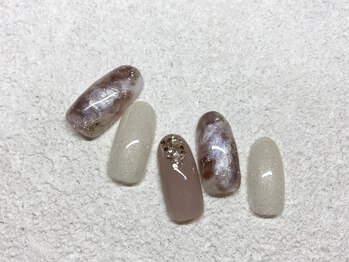 フローリス(Flouriss)/定額トレンド