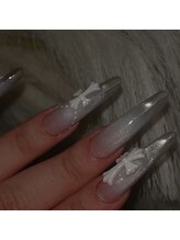 エルフィ(ELFI)/#ホワイトネイル#クロムネイル