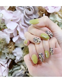 No.127"ヒョウ柄ネイル"