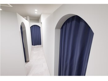 オルアイ(Olu_i)/店内